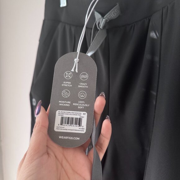 BNWT FIGS | Black High Waisted Salina FORMx Wide Leg - Medium Tall Scrub Pant - Picture 4 of 4